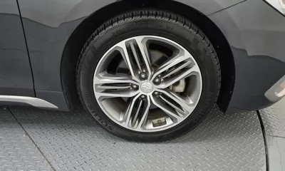 Hyundai Grandeur 2018, 110914 км, за 10358.31 USD - фото 21