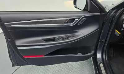 Hyundai Grandeur 2018, 110914 км, за 10358.31 USD - фото 24