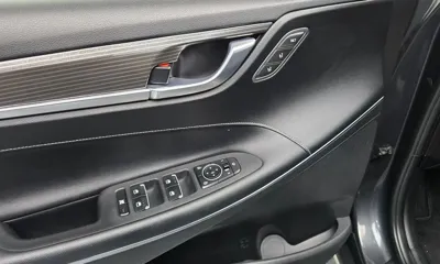 Hyundai Grandeur 2018, 110914 км, за 10358.31 USD - фото 27