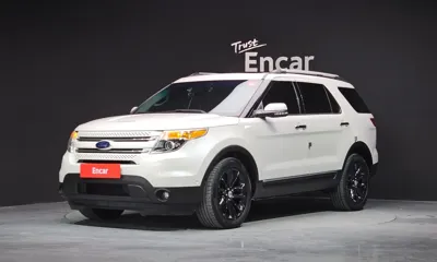 Ford Explorer · 2015 год