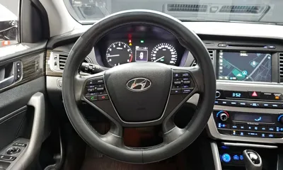 Hyundai Sonata 2017, 67289 км, за 8775.92 USD - фото 13