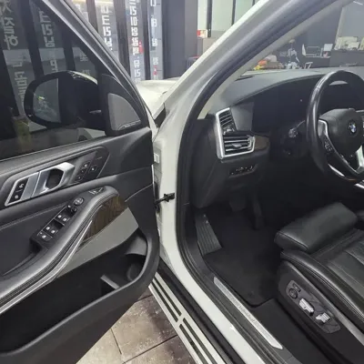 BMW X5 2022, 109000 км, за 42805.57 USD - фото 8
