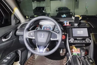 Honda Civic 2016, 96400 км, за 8369 USD - фото 10
