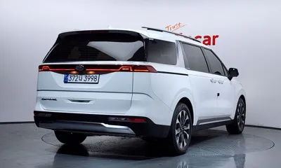 Kia Canival 2021, 73897 км, за 16836.76 USD
