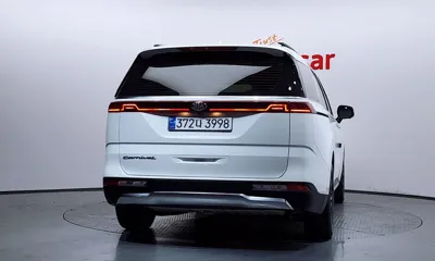 Kia Canival 2021, 73897 км, за 16836.76 USD