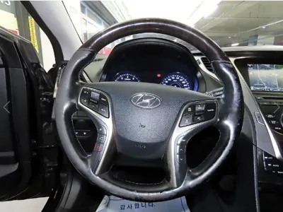 Hyundai Grandeur 2013, 152578 км, за 3150.85 USD - фото 8