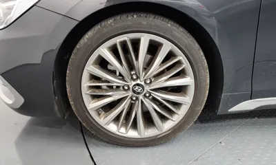 Hyundai Grandeur 2018, 17190 км, за 12886.63 USD