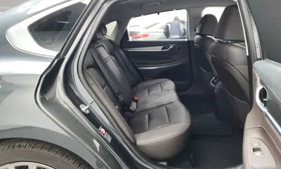 Hyundai Grandeur 2018, 17190 км, за 12874.07 USD - фото 11