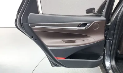 Hyundai Grandeur 2018, 17190 км, за 12874.07 USD - фото 25