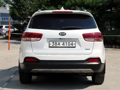 Kia Sorento 2015, 161419 км, за 6498.62 USD