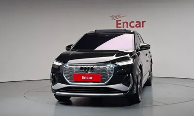 Audi Q4 e-tron 2023, 33490 км, за 27153.73 USD