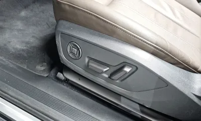 Audi Q4 e-tron 2023, 33490 км, за 27107.84 USD - фото 33