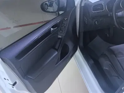 Volkswagen Golf 2013, 73900 км, за 3911.62 USD - фото 7