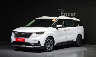Kia Canival · 2023 год