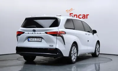 Toyota Sienna 2023, 22926 км, за 29335.97 USD