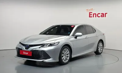 Toyota Camry · 2021 год