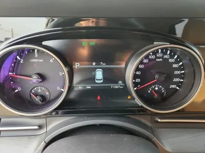 Kia Canival 2023, 71000 км, за 18051.73 USD - фото 7