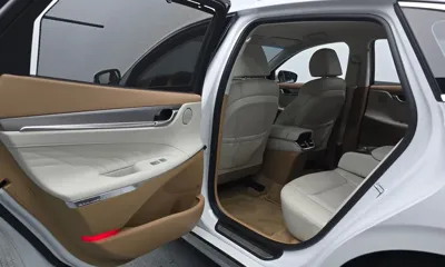 Hyundai Grandeur 2020, 72591 км, за 18314.3 USD - фото 11