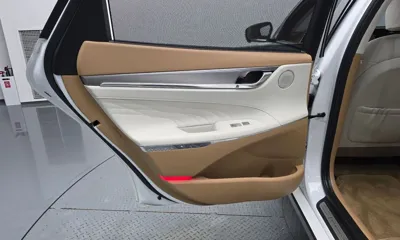 Hyundai Grandeur 2020, 72591 км, за 18314.3 USD - фото 25