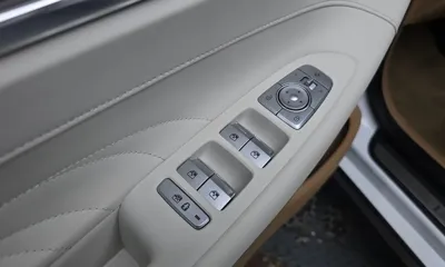 Hyundai Grandeur 2020, 72591 км, за 18314.3 USD - фото 28