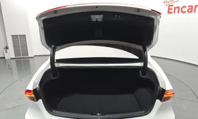 Hyundai Grandeur 2020, 72591 км, за 18314.3 USD - фото 32