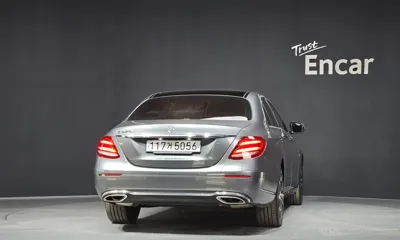 Mercedes-Benz E-Class 2019, 116968 км, за 15947.12 USD