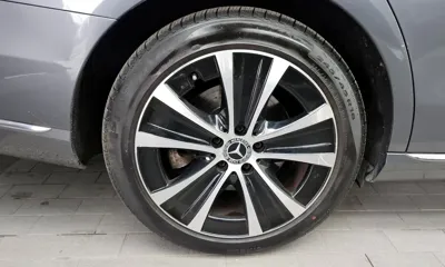 Mercedes-Benz E-Class 2019, 116968 км, за 15947.12 USD