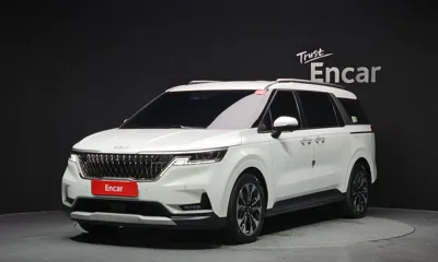 Kia Canival · 2023 год
