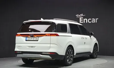 Kia Canival 2023, 57480 км, за 16887.4 USD