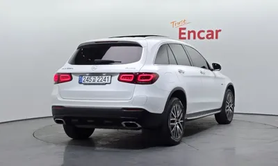 Mercedes-Benz GLC-Class 2021, 155115 км, за 18368.02 USD