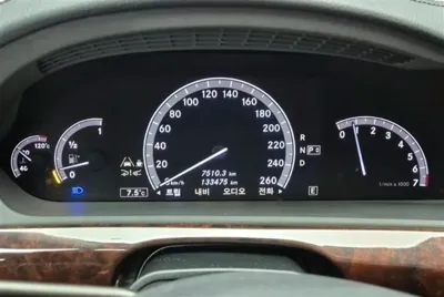 Mercedes-Benz S-Class 2011, 133474 км, за 7150.75 USD - фото 6