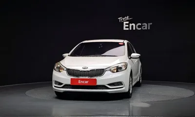 Kia K3 2015, 120266 км, за 4076.88 USD
