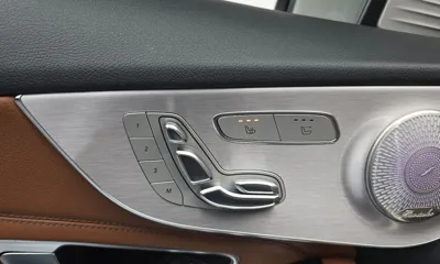 Mercedes-Benz C-Class 2020, 57204 км, за 21005.65 USD - фото 30