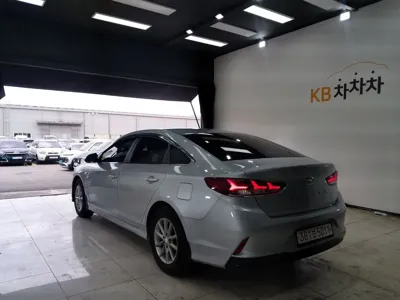 Hyundai Sonata 2019, 345697 км, за 3057.51 USD