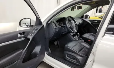 Volkswagen Tiguan 2014, 186226 км, за 3872.92 USD - фото 10