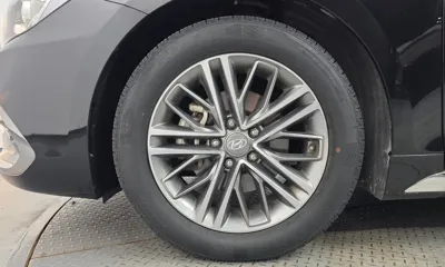 Hyundai Grandeur 2019, 126285 км, за 9761.02 USD