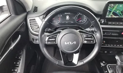 Kia Seltos 2023, 71372 км, за 11553.11 USD - фото 13