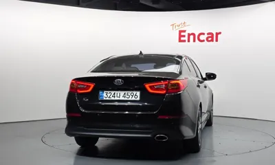 Kia K5 2014, 148107 км, за 4234.53 USD