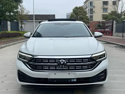 Volkswagen Sagitar 2022, 40000 км, за 12330.54 USD