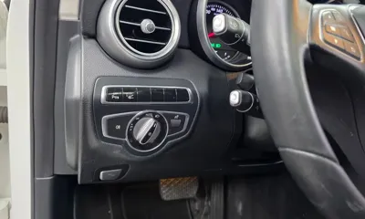 Mercedes-Benz C-Class 2016, 160025 км, за 8403.91 USD - фото 16