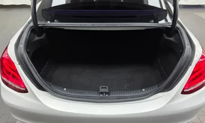 Mercedes-Benz C-Class 2016, 160025 км, за 8403.91 USD - фото 20