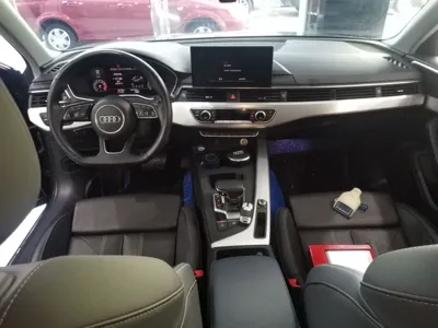 Audi A4L 2022, 90700 км, за 21960 USD - фото 6