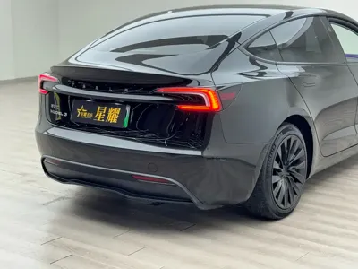 Tesla Model 3 2023, 74000 км, за 23545.34 USD - фото 19