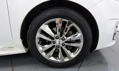 Kia Canival 2016, 157080 км, за 6334.51 USD