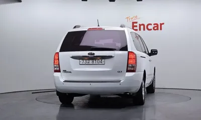 Kia Canival 2012, 141040 км, за 2973.24 USD