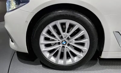 BMW 5-Series 2020, 83624 км, за 20523.16 USD