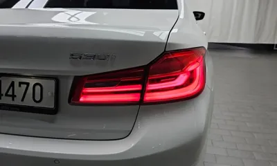 BMW 5-Series 2018, 104312 км, за 13981.88 USD - фото 23