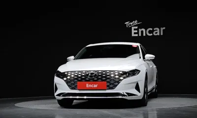 Hyundai Grandeur 2022, 64900 км, за 16410.66 USD