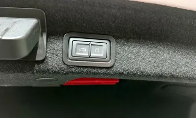Audi A6 2023, 48879 км, за 25702.01 USD - фото 20