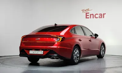 Hyundai Sonata 2020, 67675 км, за 10241.16 USD
